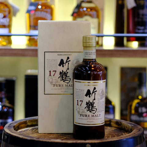 The Nikka Taketsuru 竹鶴 17 Year Old Pure Malt Japanese Whisky (天地蓋盒)